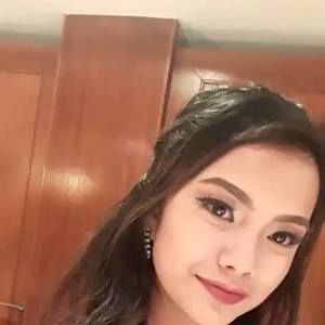 Meet your Posher, Crischa